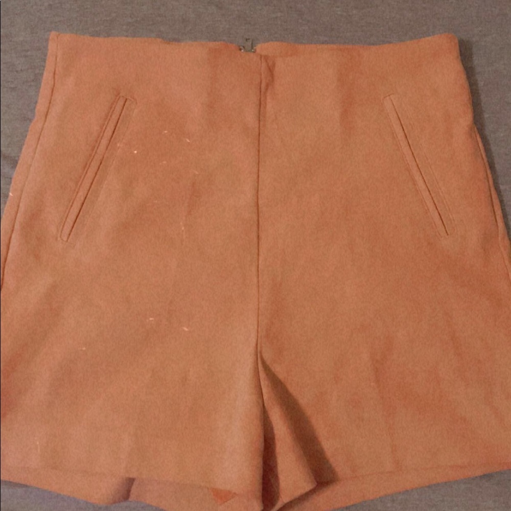 High waist fitted shorts